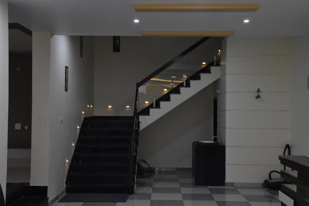 Hotel Shri Sharanam Maheshwar المظهر الخارجي الصورة
